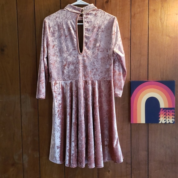 NWT CRUSHED VELVET - Picture 2 of 7